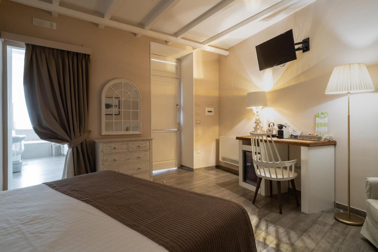 Hotel Cas'E Charming House Caserta Exteriér fotografie